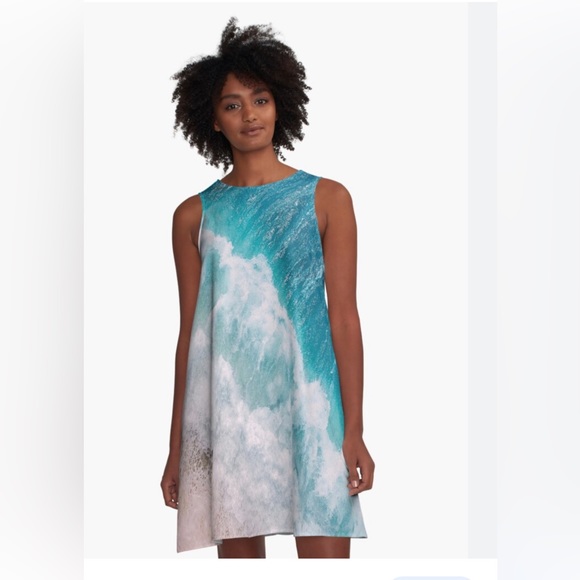 Perfect Vacation Ocean + Coast Sleeveless Aqua Dye Blue dress to keep cool 😎 - Picture 10 of 11